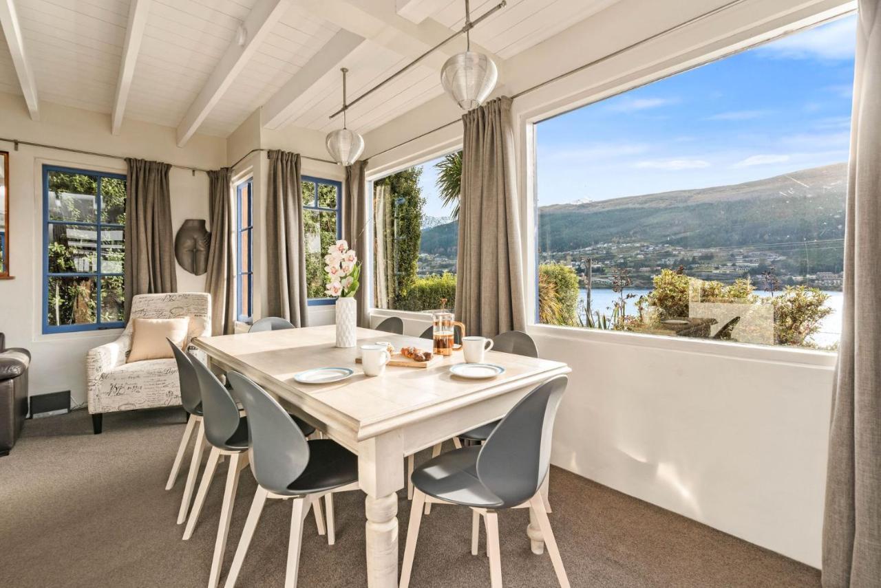 Sunny Lakeview Villa Queenstown Exterior foto