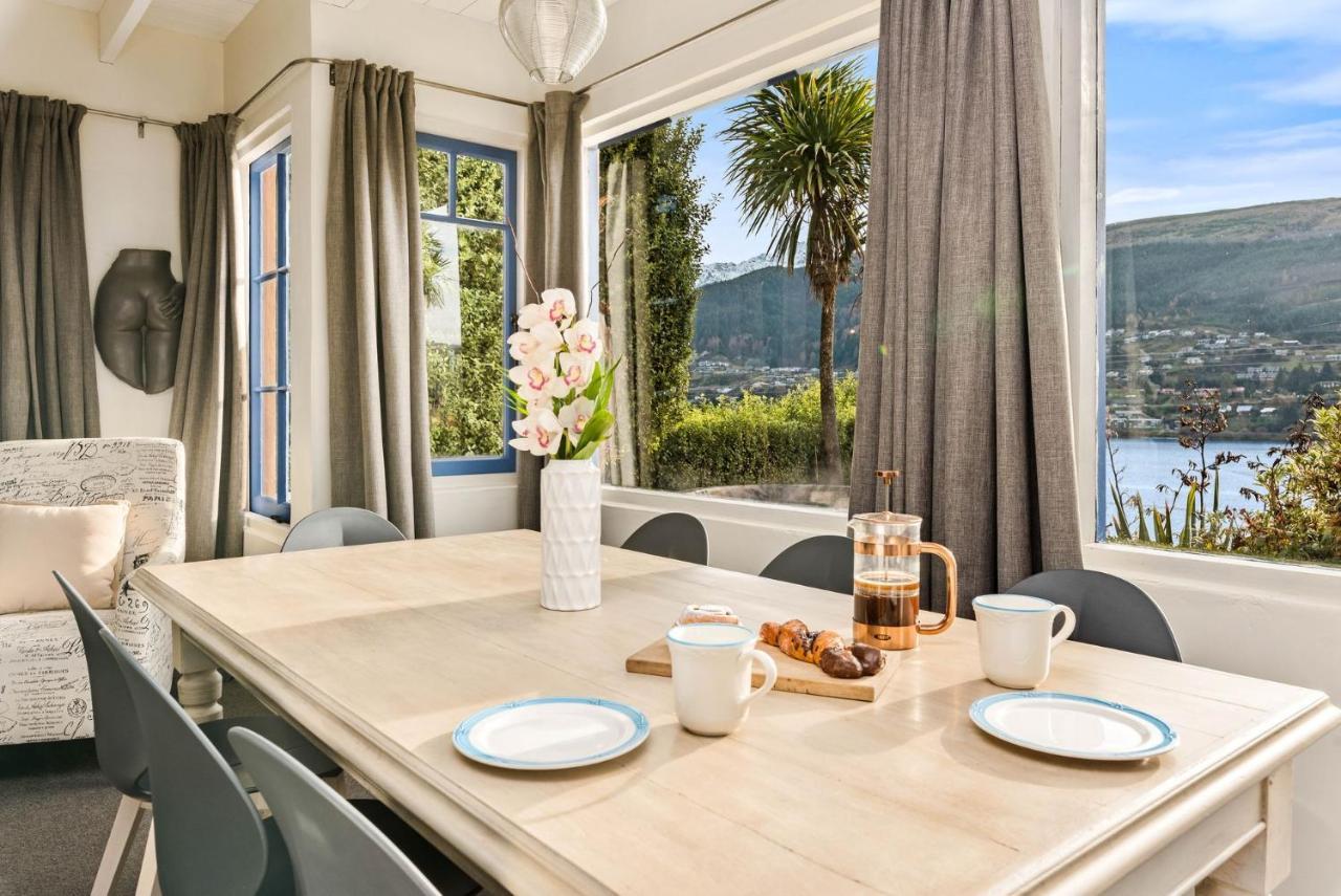 Sunny Lakeview Villa Queenstown Exterior foto